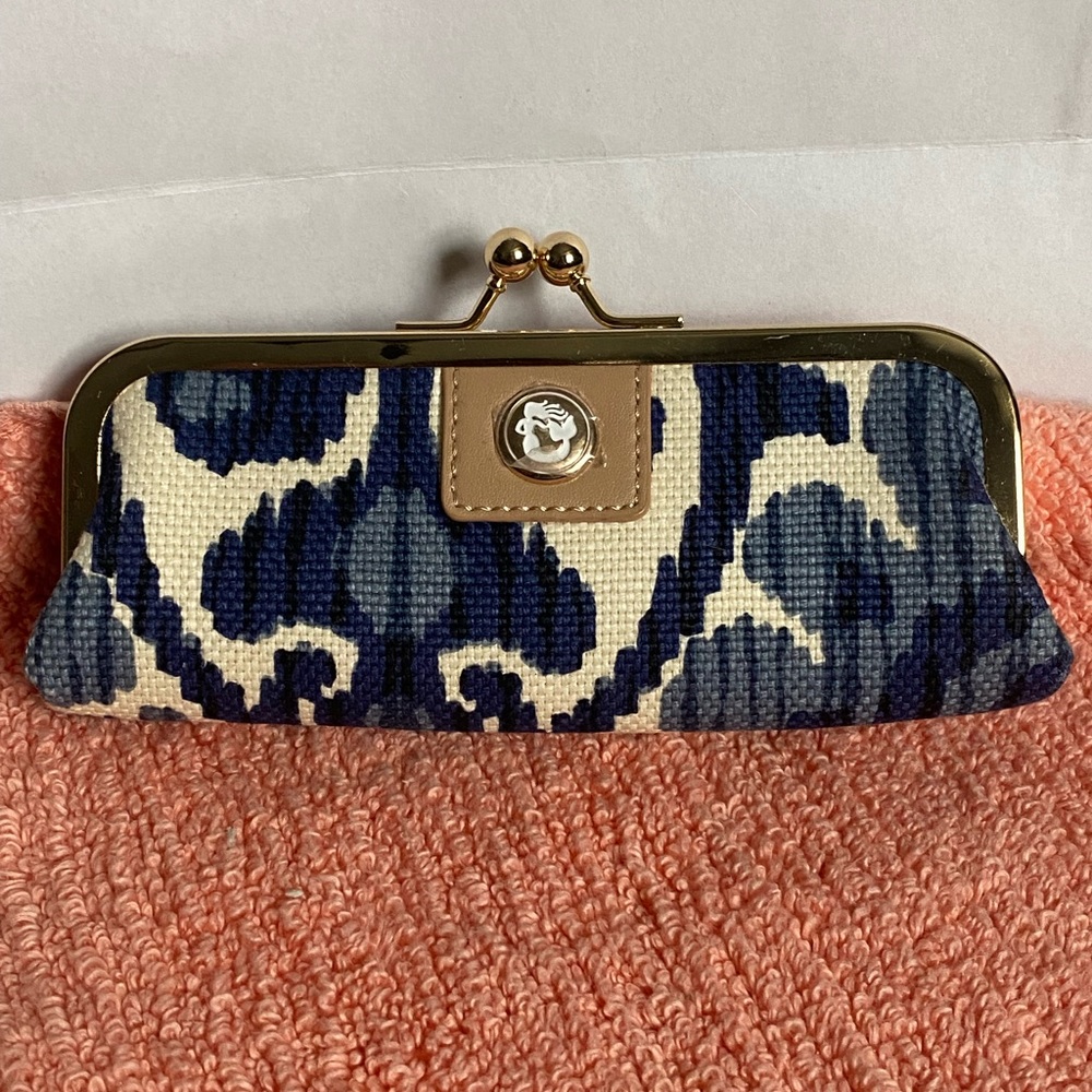 Spartina 449 Clasp Coin Purse Wallet